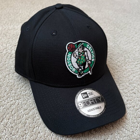 New Era Boston Celtics 9FORTY Black Strapback Adjustable Hat Cap NBA OSFM NWT - Picture 2 of 6